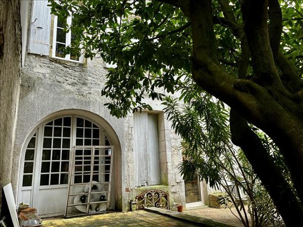 Maison à vendre |  Marennes |  5 pièces | 194 m²