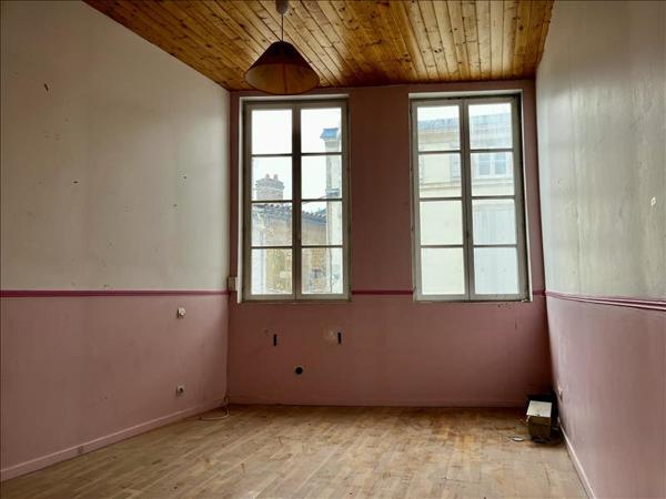 Maison à vendre |  Marennes |  5 pièces | 194 m²