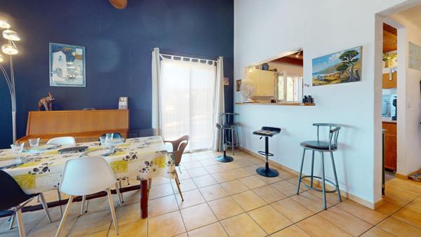 Villa familiale en plain-pied avec vue mer et potentiel locatif