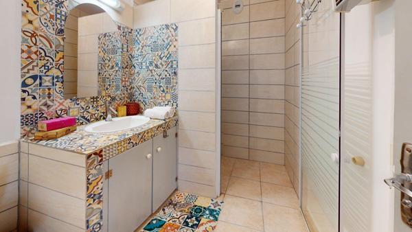 Villa familiale en plain-pied avec vue mer et potentiel locatif