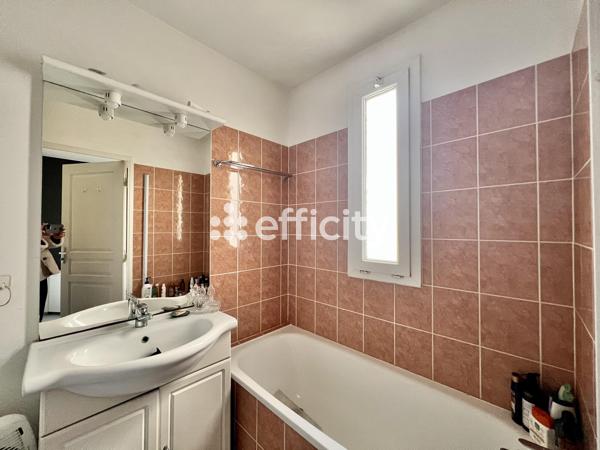 Appartement 2 pièces - 50 m² Exclusivité efficity