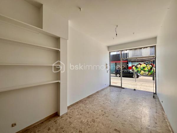 Local commercial de 24,45 m²