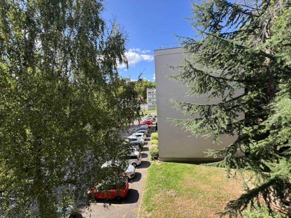 Jouy-en-Josas (78350) Appartement de 73m2- 3 chambres-centre ville