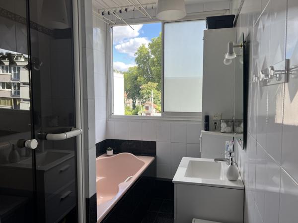 Jouy-en-Josas (78350) Appartement de 73m2- 3 chambres-centre ville