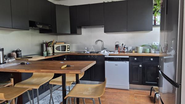 Maison familiale R+1 de 160 m²  4 chambres  Jardin avec espace BBQ et abri