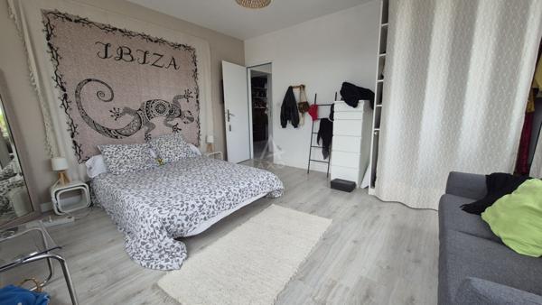 Maison familiale R+1 de 160 m²  4 chambres  Jardin avec espace BBQ et abri