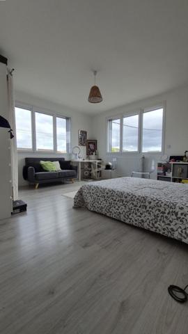 Maison familiale R+1 de 160 m²  4 chambres  Jardin avec espace BBQ et abri