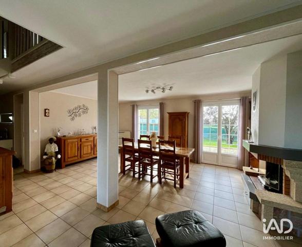 Maison à vendre 4 pièces 92 m² Sainte-Croix-sur-Mer