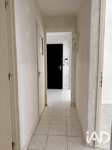 Appartement à vendre 4 pièces 70 m² Saint-Jean-de-la-Ruelle