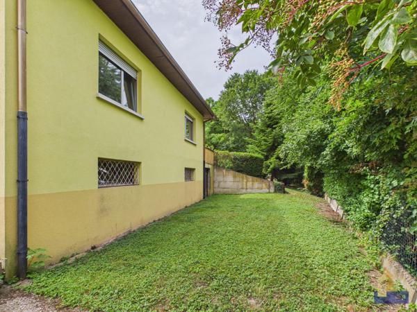 Colmar Maraîchers – Maison familiale 5 chambres avec vie de plain-pied, sous-sol complet et jardin au calme"