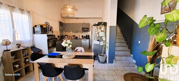 Maison traditionnelle 13 pièces de 286 m² à Magalas (34480)