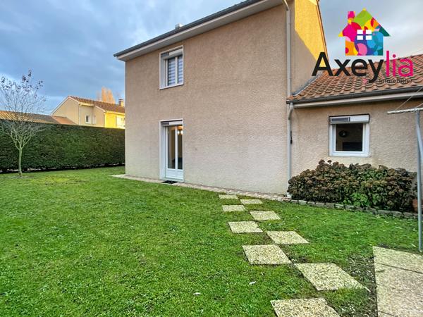 Mably (42300) A VENDRE - MABLY - MAISON ENTIÈREMENT RÉNOVÉE AVEC TROIS CHAMBRES, GARAGE ET TERRAIN