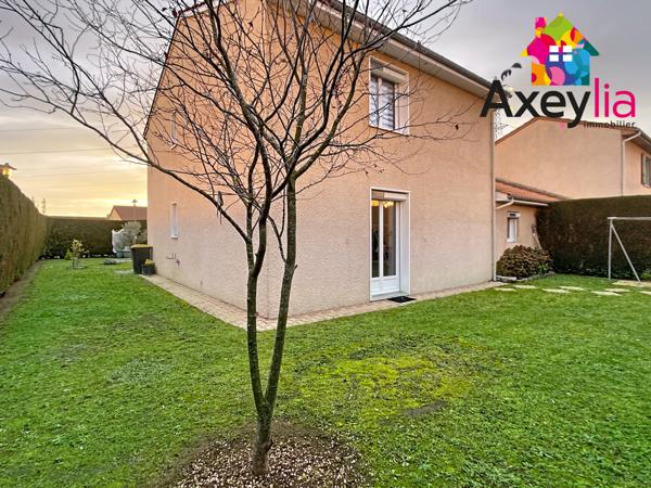 Mably (42300) A VENDRE - MABLY - MAISON ENTIÈREMENT RÉNOVÉE AVEC TROIS CHAMBRES, GARAGE ET TERRAIN