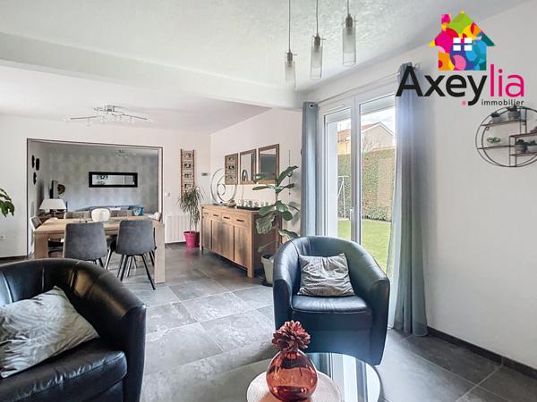 Mably (42300) A VENDRE - MABLY - MAISON ENTIÈREMENT RÉNOVÉE AVEC TROIS CHAMBRES, GARAGE ET TERRAIN