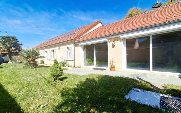 Maison à vendre    5 pièces •  Saint-Pierre-lès-Nemours