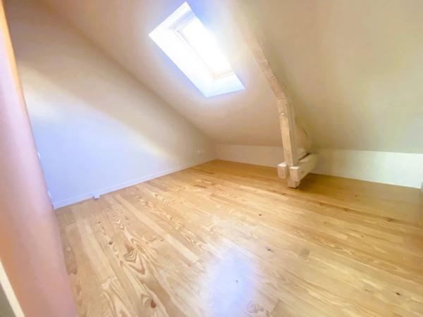 03200 VICHY -CENTRE VILLE -MAISON DE VILLE 4 PIÈCES AVEC TERRASSE ET JARDIN