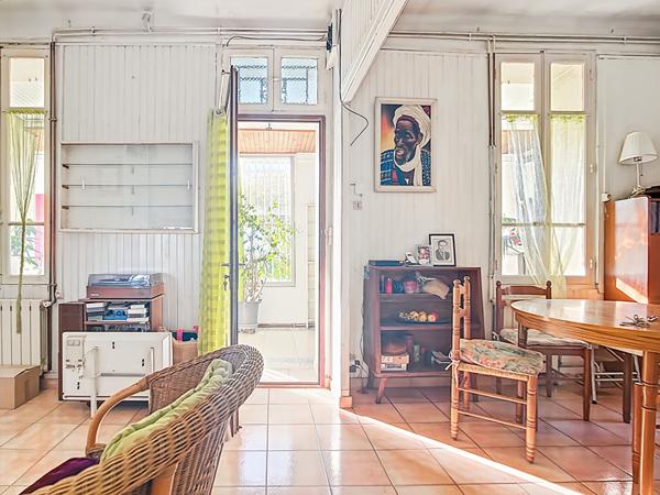 Maison familiale 7 pièces de 139 m² sur terrain d'environ 500 m² ? Secteur Saint-Loup, 13010 Marseille