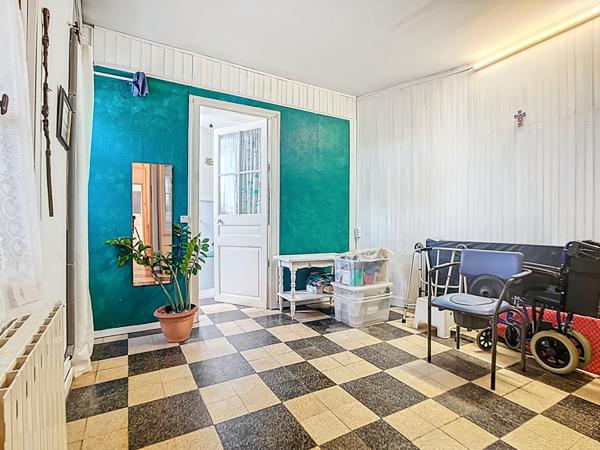 Maison familiale 7 pièces de 139 m² sur terrain d'environ 500 m² ? Secteur Saint-Loup, 13010 Marseille