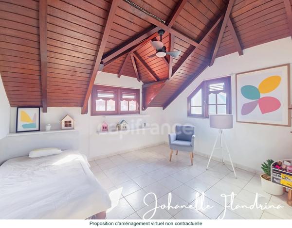 Les Abymes, Boisripeaux - Maison familiale 9 pièces de 230 m², sur 3 niveaux, garage, jardin