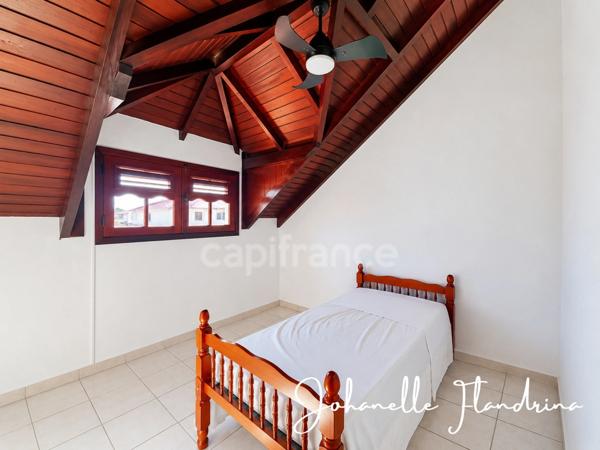 Les Abymes, Boisripeaux - Maison familiale 9 pièces de 230 m², sur 3 niveaux, garage, jardin