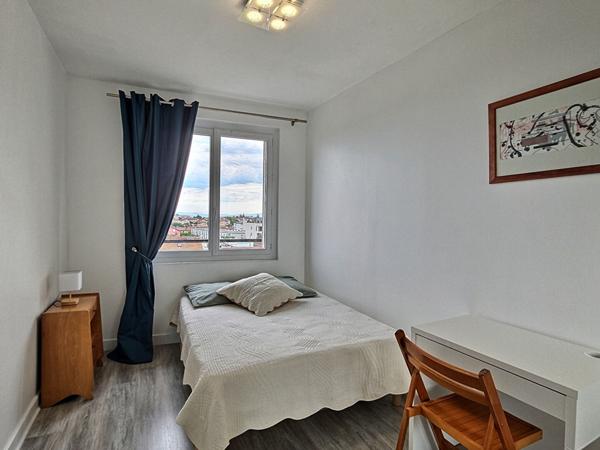 Appartement Clermont-Ferrand - A louer - 3 chambres