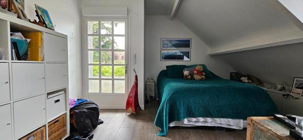 Au calme maison d'architecte de 173 m2, terrain 1278 m2