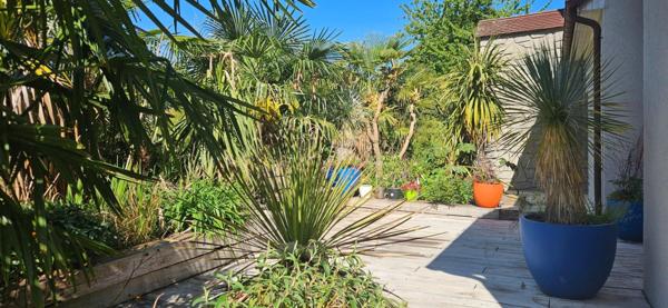 Au calme maison d'architecte de 173 m2, terrain 1278 m2