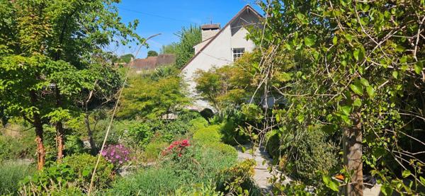 Au calme maison d'architecte de 173 m2, terrain 1278 m2