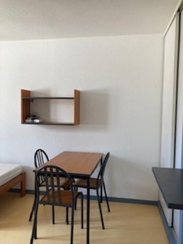 Studio meublé de 22.5 m2