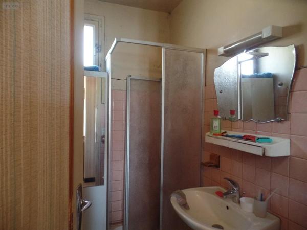 Maison à vendre à Cuves dans la Manche (50670), ref : 824   
21 Rue Du Commerce