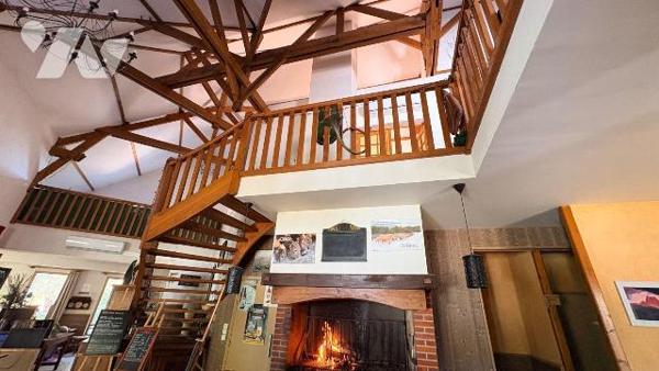 Murs et fonds de commerce de restaurant à vendre - Salbris (41300)
Au coeur de la Sologne, sur...