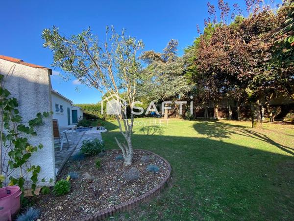 Maison de Plain-Pied 6 Pièces - 153 m² - Non Mitoyenne et Sans Vis-à-Vis