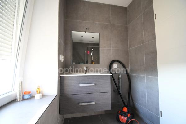 IMMEUBLE DE RAPPORT 124M2 - GRENIER AMENAGEABLE - 3 APPARTEMENTS