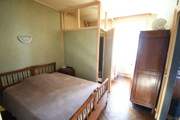 IMMEUBLE DE RAPPORT 124M2 - GRENIER AMENAGEABLE - 3 APPARTEMENTS