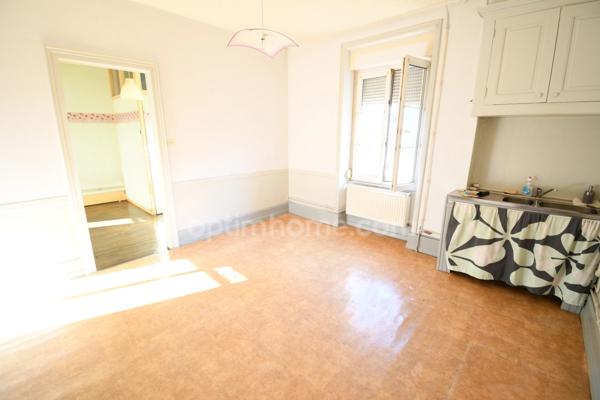 IMMEUBLE DE RAPPORT 124M2 - GRENIER AMENAGEABLE - 3 APPARTEMENTS