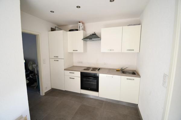 IMMEUBLE DE RAPPORT 124M2 - GRENIER AMENAGEABLE - 3 APPARTEMENTS