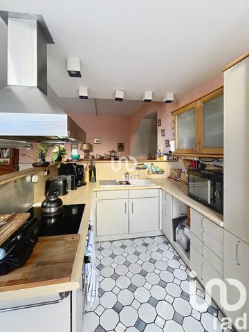 Triplex 6 pièces de 177 m² à Bourges (18000)