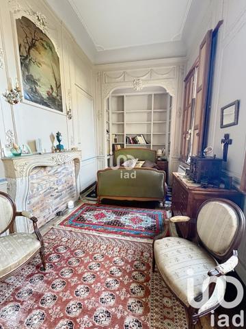 Triplex 6 pièces de 177 m² à Bourges (18000)