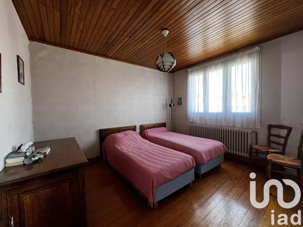 Maison 5 pièces de 84 m² à Paray-Vieille-Poste (91550)