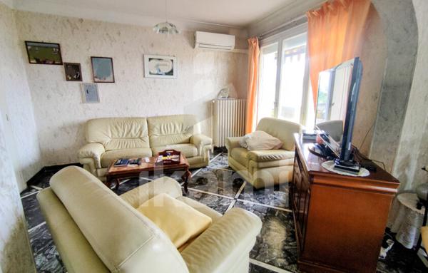 Maison 207 m2 - 8 pièces à Pont-de-l'Isère - Potentiel de deux logements distincts