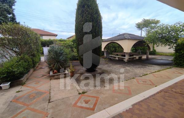 Maison 207 m2 - 8 pièces à Pont-de-l'Isère - Potentiel de deux logements distincts