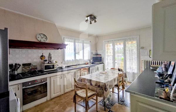 Maison 207 m2 - 8 pièces à Pont-de-l'Isère - Potentiel de deux logements distincts