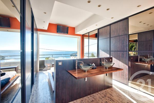 Appartement F4 à vendre  4 pièces - 124,62 m2 VILLEFRANCHE SUR MER - 06