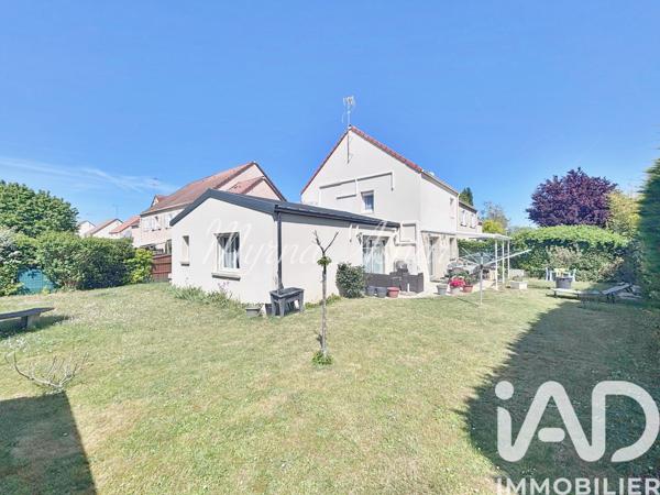 Maison à vendre 6 pièces 122 m² Sainte-Geneviève-des-Bois