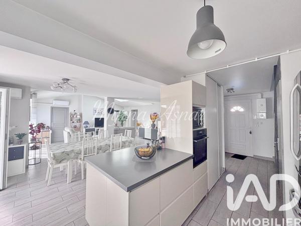 Maison à vendre 6 pièces 122 m² Sainte-Geneviève-des-Bois