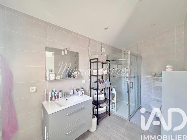 Maison à vendre 6 pièces 122 m² Sainte-Geneviève-des-Bois