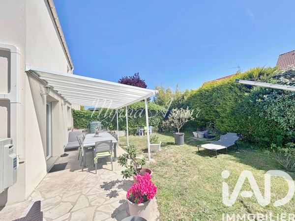 Maison à vendre 6 pièces 122 m² Sainte-Geneviève-des-Bois