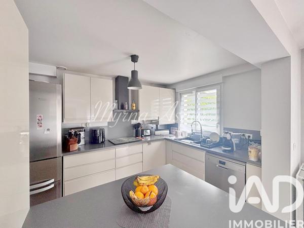 Maison à vendre 6 pièces 122 m² Sainte-Geneviève-des-Bois