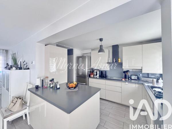 Maison à vendre 6 pièces 122 m² Sainte-Geneviève-des-Bois