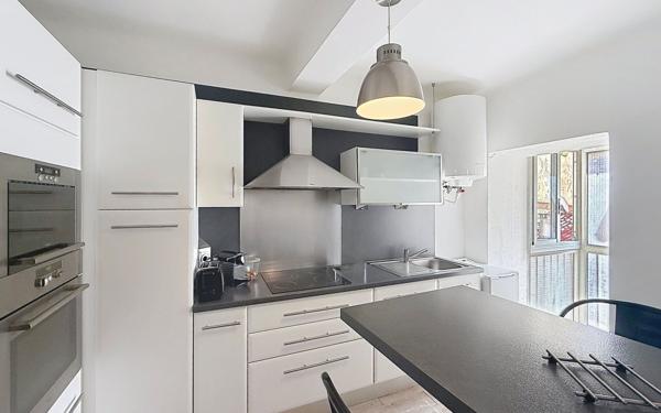 Appartement à vendre    2 pièces • 55,85 m2 Ajaccio